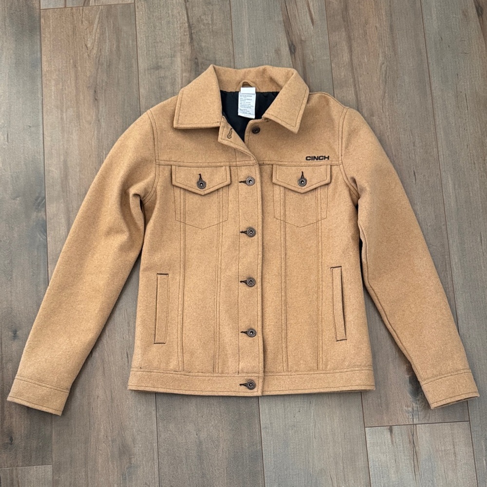 Women’s Cinch jacket. Size XS